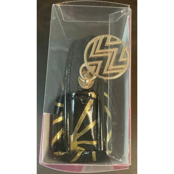 Mane Tame Hair Emergency Kit, Hair Essentials - Picture 2 of 3